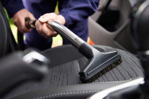 5 motive pentru care trebuie sa apelezi la un detailing interior complet