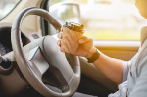 Cum elimini petele de cafea, vin, alimente si alte substante de pe tapiteria masinii?